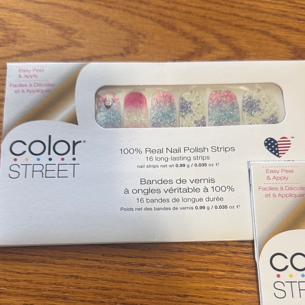 Color Street Sparkling Nail Polish Strips - snowman and snowflakes